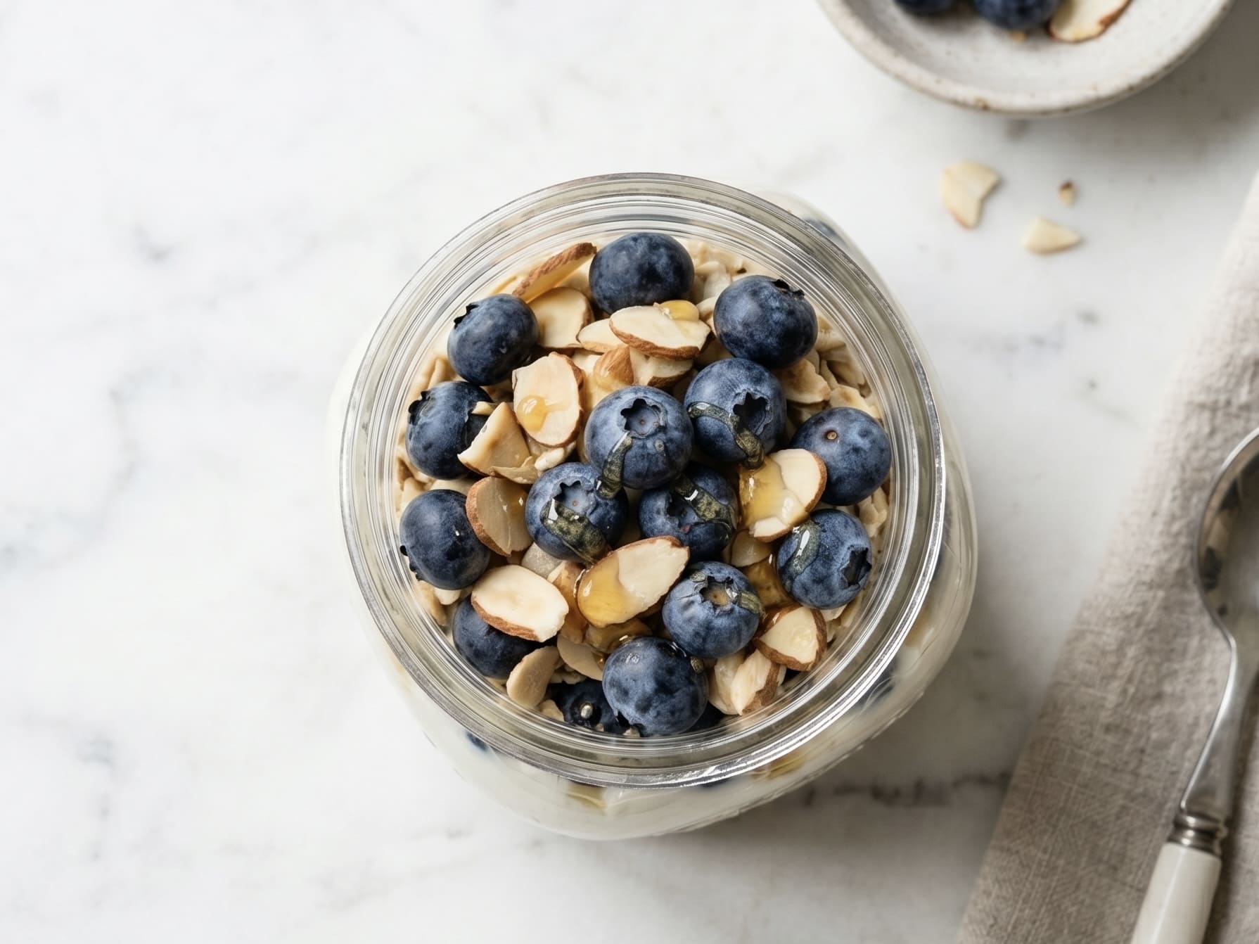 Overnight oats s borůvkami